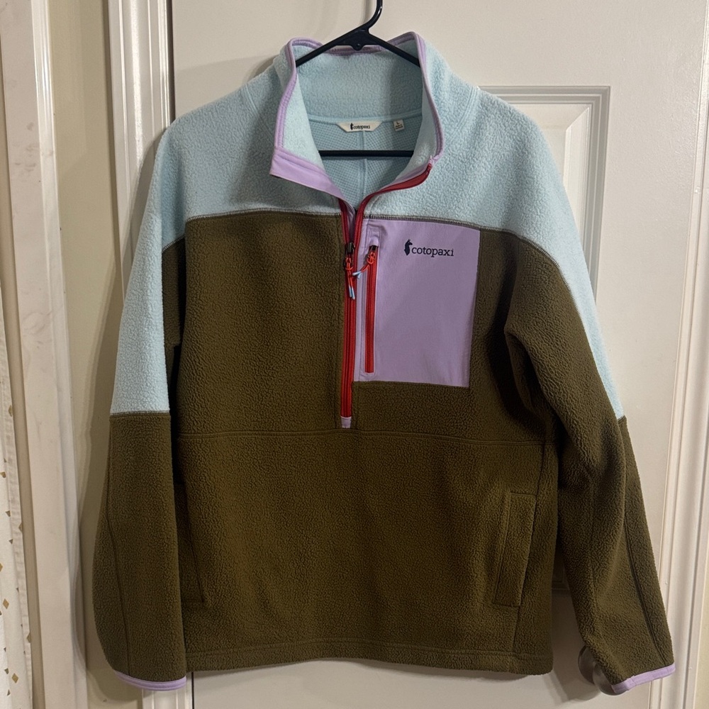 Cotopaxi - Light Blue, Olive Green and Light purple